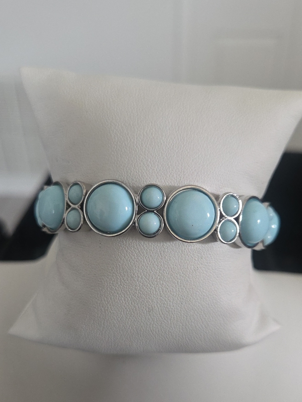 Paparazzi Bubbly Belle Blue Bracelet NWT